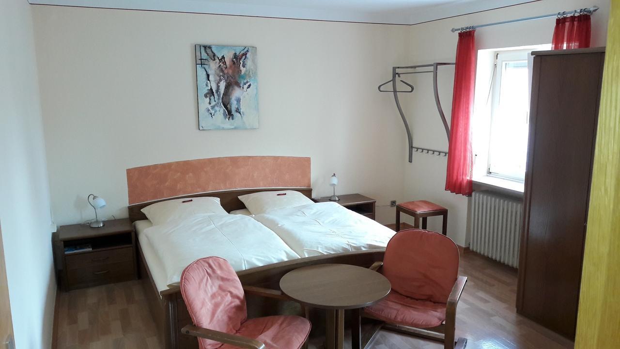 Pension "Zum Schwan" Muhr am See Экстерьер фото